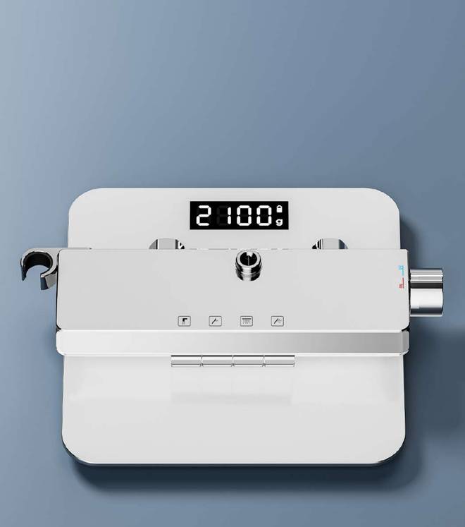 2100 g thickened valve body on a scale